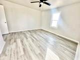 409 Ave E - Photo 15