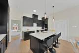 817 Stamps Avenue - Photo 15