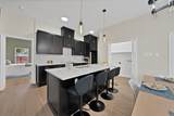817 Stamps Avenue - Photo 18