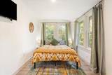 2015 Windsor Avenue - Photo 17