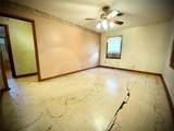 203 Red River Street - Photo 20