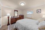 5032 Lake Shore Drive - Photo 9
