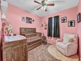 325 Huggins Drive - Photo 17