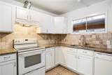 2611 Amherst Avenue - Photo 18
