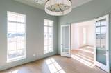 2032 Meadowlark Court - Photo 15