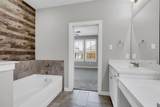 813 Glen Crossing Drive - Photo 19