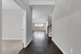 813 Glen Crossing Drive - Photo 4