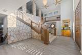 1035 Holiday Circle - Photo 15