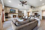 1035 Holiday Circle - Photo 9