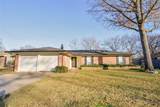 914 Hyde Park - Photo 1