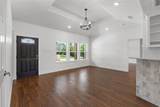 801 Comanche Cove Drive - Photo 4