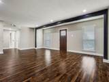 2226 Meadowview Drive - Photo 3