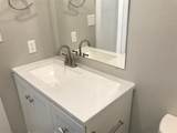 1924 Oak Hill Circle - Photo 3