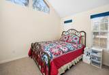 133 Valleywood Glen - Photo 15