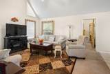 133 Valleywood Glen - Photo 9