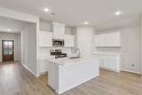 544 Stone Hollow Drive - Photo 4