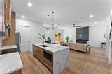 2826 Rochester Street - Photo 12