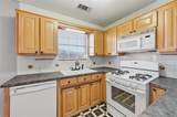 2210 Meadows Lane - Photo 33