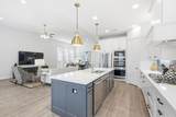 704 Pony Foot Drive - Photo 19
