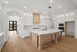 906 Montrose Drive - Photo 4