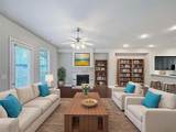 573 Royal Lane - Photo 2