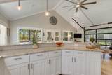 10 Holland Street - Photo 15