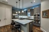 2111 Albany Street - Photo 10
