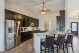 317 Illinois Street - Photo 10