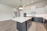 7812 Pondview Lane - Photo 11