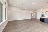 7812 Pondview Lane - Photo 15