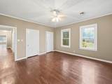 720 Leslie Street - Photo 13