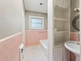 720 Leslie Street - Photo 14