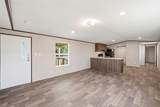 618 6th Street - Photo 4