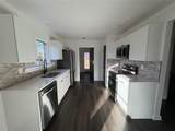 515 Giraud - Photo 3