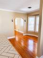 910 College Street - Photo 4