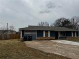 2416 Morris Drive - Photo 3
