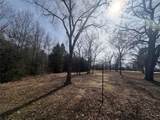 000 Beachwood Drive - Photo 3