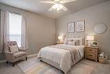 912 Robbins Way - Photo 32