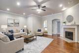 912 Robbins Way - Photo 5