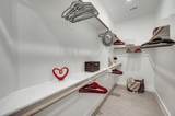 8222 Urban - Photo 18