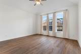 1421 Valor Way - Photo 19