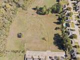 1 Oakwood - Photo 12