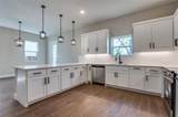 708 Perry Avenue - Photo 12