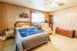 312 Live Oak - Photo 15