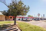 312 Live Oak - Photo 2