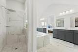 3316 Honey Suckle Lane - Photo 17