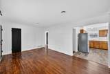 3017 Collin Street - Photo 10