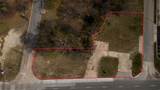 323 Sam Rayburn Freeway - Photo 1