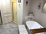 203 Jane Street - Photo 17