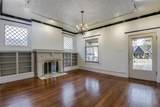 1616 Fairmount Avenue - Photo 2